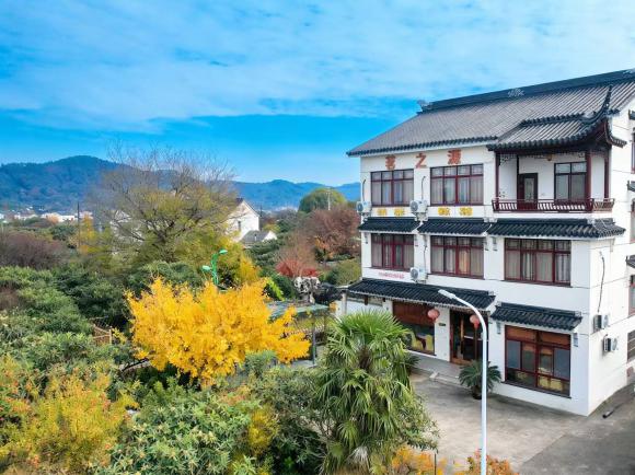 西山茗之源农家乐【靠湖边】【近缥缈峰景区】【包吃住】